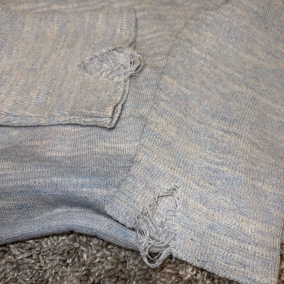 NWT Wildfox Light Blue Lais Ruffle Sweater Size Small Fits Oversized - Picture 7 of 9